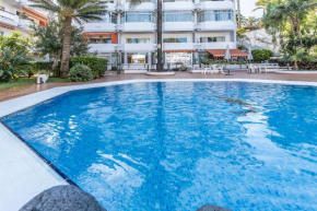 Charming Apt Puerto Cruz, Terrace & Pool Access